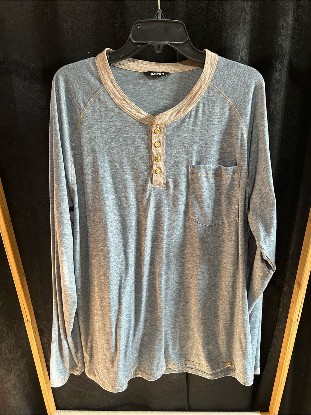 Men's Long-Sleeve Henley Shirt in Heather Blue